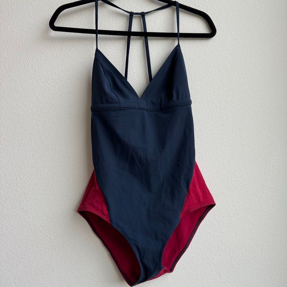Flagpole Swim Women’s Large Navy Red Full Coverage One Piece Small Bathing Suit